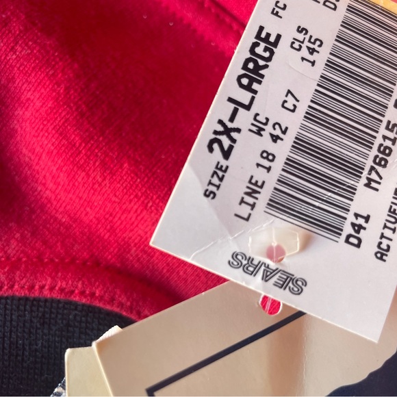 NJ DEVILS Lee Red Crewneck Sweater - Picture 6 of 6